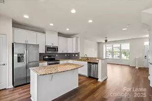 3323 Major Samuals Way, Charlotte, NC 28208 - Photo 10