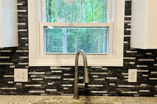 208 James Dr, Cleveland, NC 27013 - Photo 10