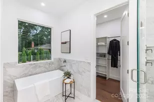 8516 Denbur Dr, Charlotte, NC 28215 - Photo 32