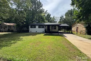 9737 Feldbank Dr, Charlotte, NC 28216 - Photo 2