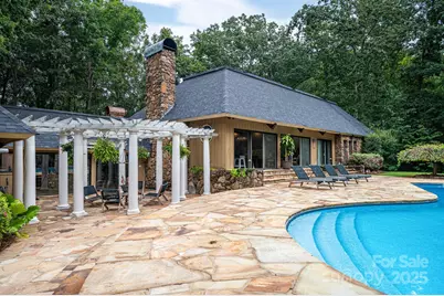 109 Saddletree Road, Lincolnton, NC 28092 - Photo 2