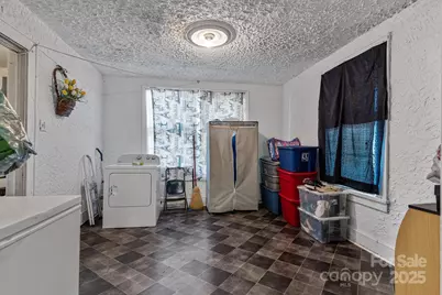 114 Norwood Drive, Charlotte, NC 28208 - Photo 8