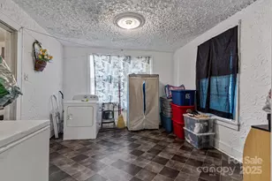 114 Norwood Dr, Charlotte, NC 28208 - Photo 8