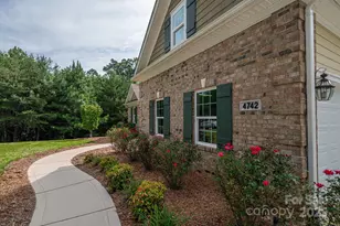 4742 Killian Crossing Dr, Denver, NC 28037 - Photo 10