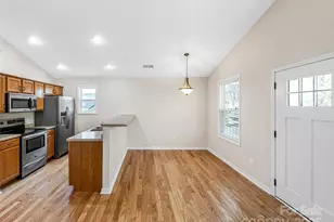 64 Marietta St, Asheville, NC 28803 - Photo 4