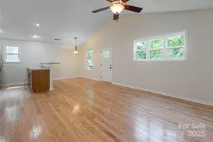 64 Marietta St, Asheville, NC 28803 - Photo 10