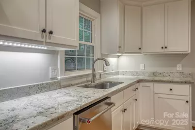 1026 Wellington Court, Lenoir, NC 28645 - Photo 8