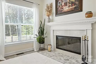 10219 Windtree Lane, Charlotte, NC 28215 - Photo 8
