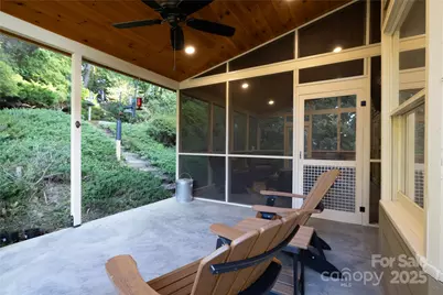 1010 Wellington Court, Lenoir, NC 28645 - Photo 22