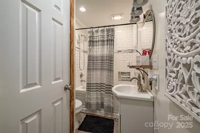 416 Edgewood Drive SW, Lenoir, NC 28645 - Photo 12