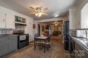 416 Edgewood Dr SW, Lenoir, NC 28645 - Photo 8