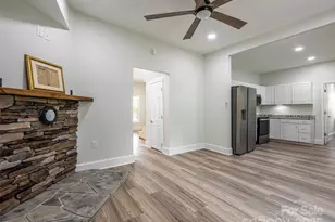 172 Reed St, Canton, NC 28716 - Photo 16