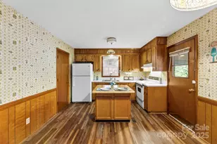 1530 Moore Dr, Gastonia, NC 28054 - Photo 12