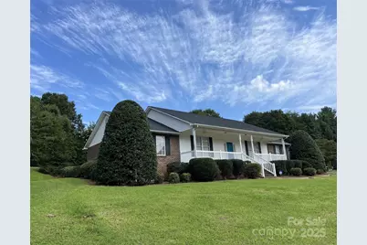 105 Winding Creek Drive, Morganton, NC 28655 - Photo 2