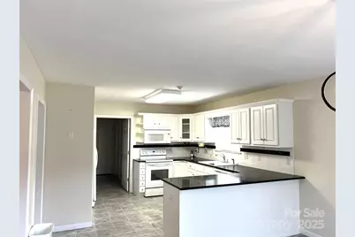 105 Winding Creek Drive, Morganton, NC 28655 - Photo 8