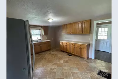 2742 Hwy 268 Highway, Lenoir, NC 28645 - Photo 28