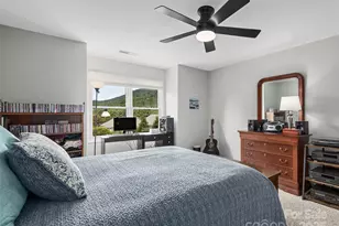 22 Cedarcliff Cir, Asheville, NC 28803 - Photo 16