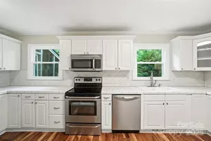 16031 Samoa Ct, Tega Cay, SC 29708 - Photo 18