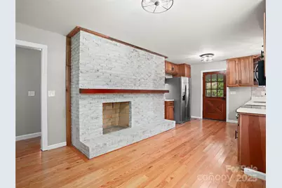 220 Love Lane, Waynesville, NC 28786 - Photo 6