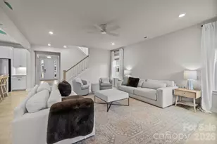 5024 Hillshire Ln, Charlotte, NC 28227 - Photo 12