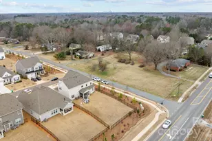 5024 Hillshire Ln, Charlotte, NC 28227 - Photo 44