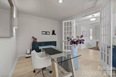 5024 Hillshire Lane, Charlotte, NC 28227 - Photo 16