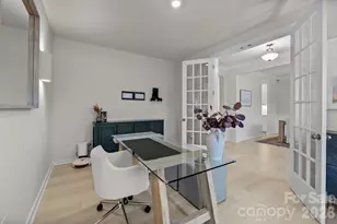 5024 Hillshire Ln, Charlotte, NC 28227 - Photo 16