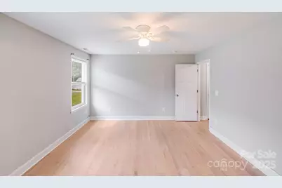 114 W Lee Avenue, Bessemer City, NC 28016 - Photo 12