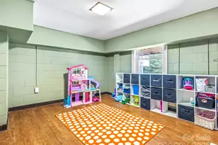 135 Dogwood Dr, Brevard, NC 28712 - Photo 44