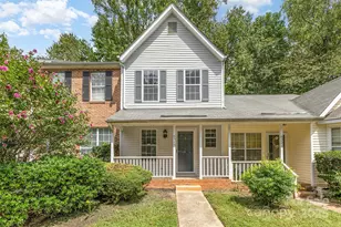 6319 Windsor Gate Ln, Charlotte, NC 28215 - Photo 2