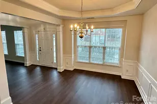 7633 Rathburn Ln, Charlotte, NC 28277 - Photo 4