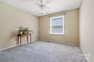 8 English Pl, Candler, NC 28715 - Photo 26