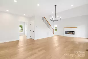 38 Red Laurel Ct, Hendersonville, NC 28792 - Photo 8