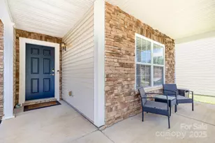 9439 Bayview Pkwy, Charlotte, NC 28216 - Photo 4