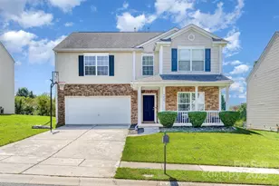 9439 Bayview Pkwy, Charlotte, NC 28216 - Photo 1