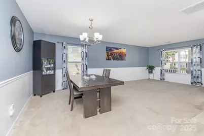 9439 Bayview Parkway, Charlotte, NC 28216 - Photo 6