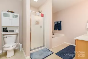 9439 Bayview Pkwy, Charlotte, NC 28216 - Photo 26