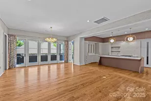 1172 Queens Rd, Charlotte, NC 28207 - Photo 12