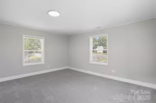 913 W 3rd Ave, Gastonia, NC 28052 - Photo 16