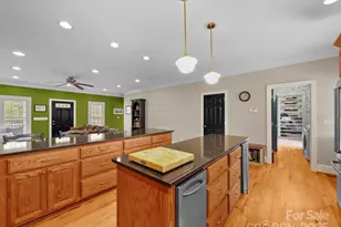 1393 Wateree Rd, Ridgeway, SC 29130 - Photo 10