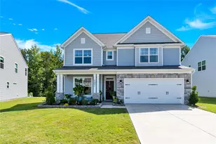 7021 Fauna Dr, Charlotte, NC 28215 - Photo 2