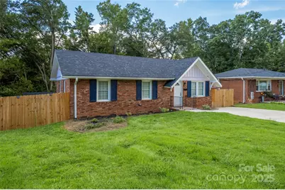 3612 Sargeant Drive, Charlotte, NC 28217 - Photo 2