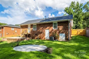 3612 Sargeant Dr, Charlotte, NC 28217 - Photo 22