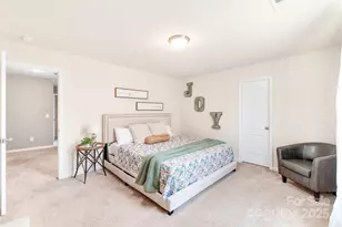 8207 Paw Valley Ln, Charlotte, NC 28214 - Photo 32