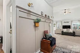 3112 Wynn Way, Charlotte, NC 28215 - Photo 2