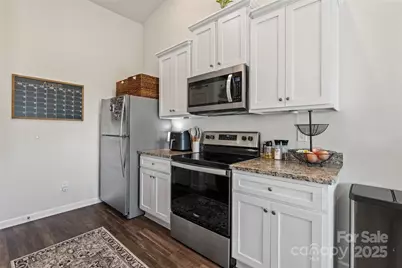 3112 Wynn Way, Charlotte, NC 28215 - Photo 6