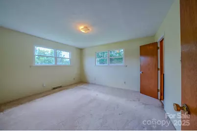 26 Big Cove Road, Candler, NC 28715 - Photo 20