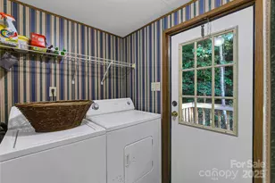 43 Goose Creek Rd, Swannanoa, NC 28778 - Photo 18