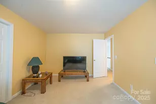 9705 Tenencia Ct, Charlotte, NC 28277 - Photo 36