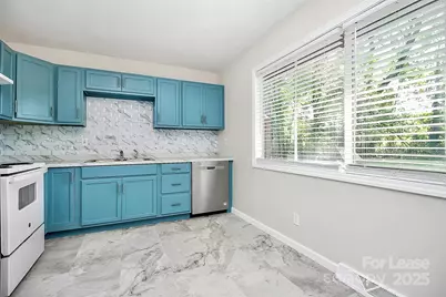 2244 English Drive, Charlotte, NC 28216 - Photo 6